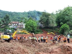 Pencarian Korban Longsor Cilacap Diperkuat Alat Berat, Total Korban Meninggal 11