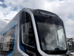 Jelang HUT RI, Kereta Otonom Tanpa Rel Siap Digunakan di IKN