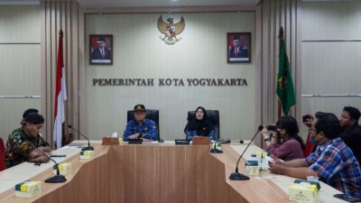 Sekretaris KORPRI Kota Yogyakarta Dedi Budiono saat konferensi pers, 16 Oktober 2024. (warta.jogjakota.go.id)